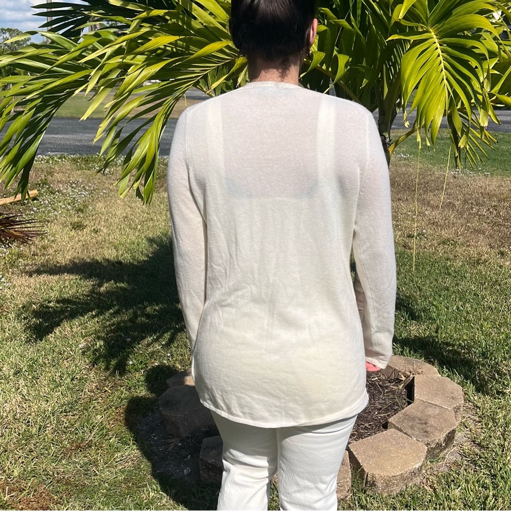 Magaschoni New York since 1996 cream 100% Cashmere sweater cardigan, size M - Picture 9 of 12